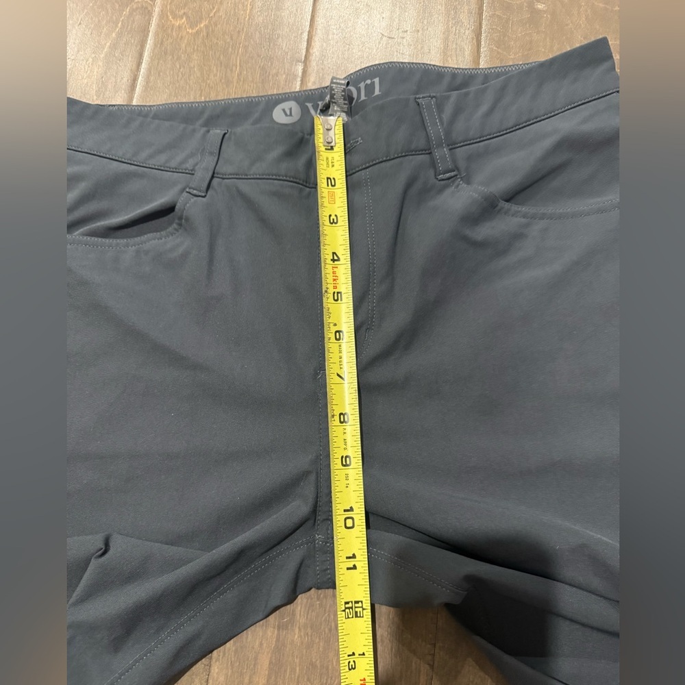 Vuori The Rise The Shine Men's Gray Casual Pants size 32 - Picture 14 of 15